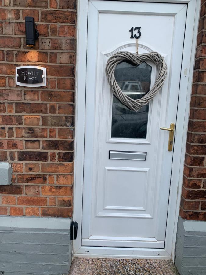 hewitt place Crewe Buitenkant foto
